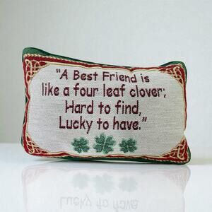 Irish Shamrock Quote Friend Throw Pillow Red Green Vintage Lucky to Have USA‎ S